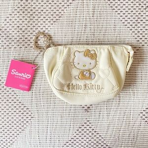 FREE w/ purchase - Sanrio Hello Kitty pouch 👝